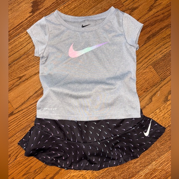 Nike Other - Nike Toddler Gray Top and Black Skort Set 24M